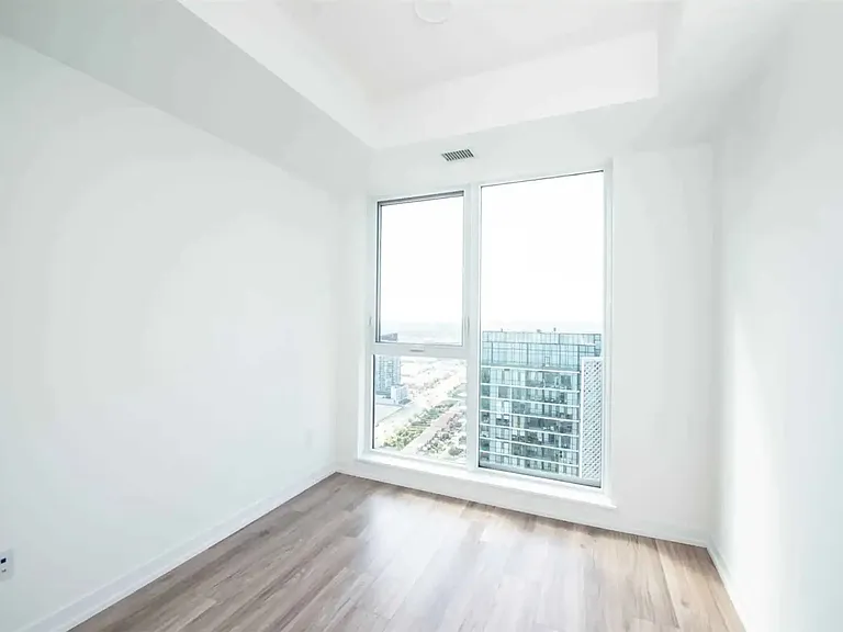 4065 Confederation Pkwy — Photo 9