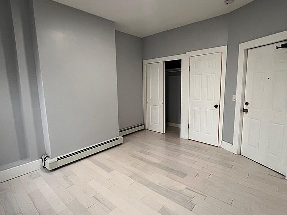 5th image of 164 Delaware Ave APT 2L