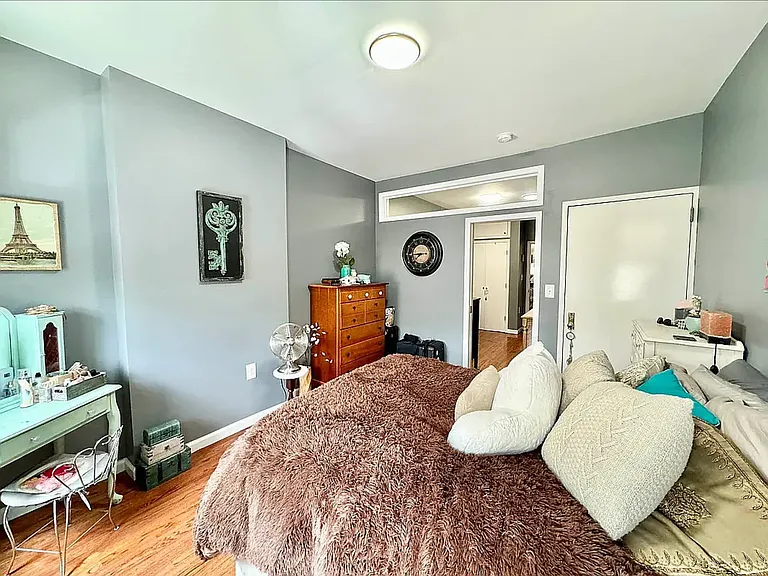 507 Woodward Ave #2R — Photo 11