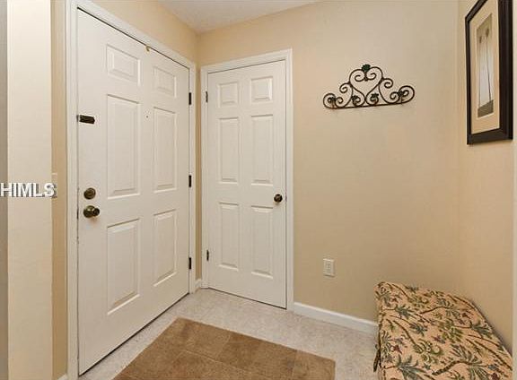 2nd image of 42 Three Mast Ln #42