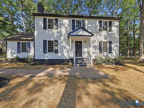 2nd image of 7500 Lantern Ridge Ct