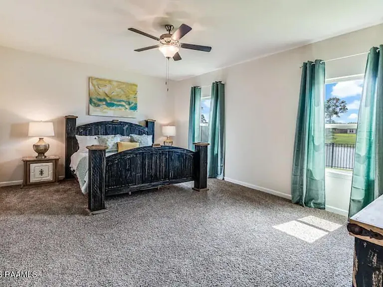 406 Starlight Dr — Photo 11