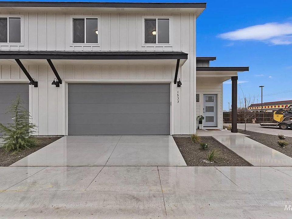 1st image of 1533 N Pineview Ln