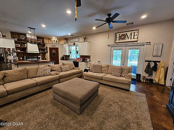 5711 Westview-A-kitchen