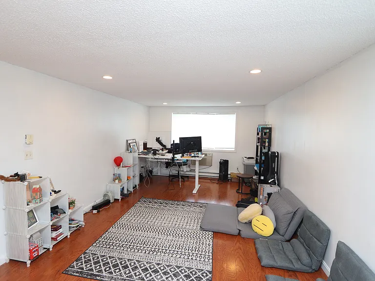 94 Beacon St #14 — Photo 6
