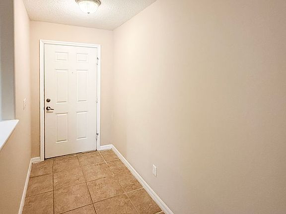 2nd image of 4117 Pitch Pine Cir