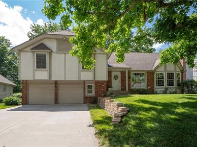 10416 Caenen St, Overland Park, KS, 66215