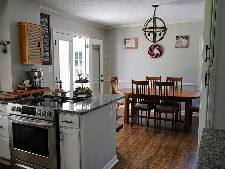 3719 E Elmwood Dr — Photo 8