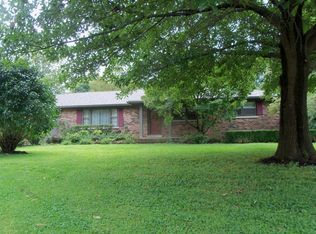 130 Gaybourne Way, Versailles, KY 40383