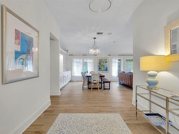 5th image of 700 Pinetree Rd