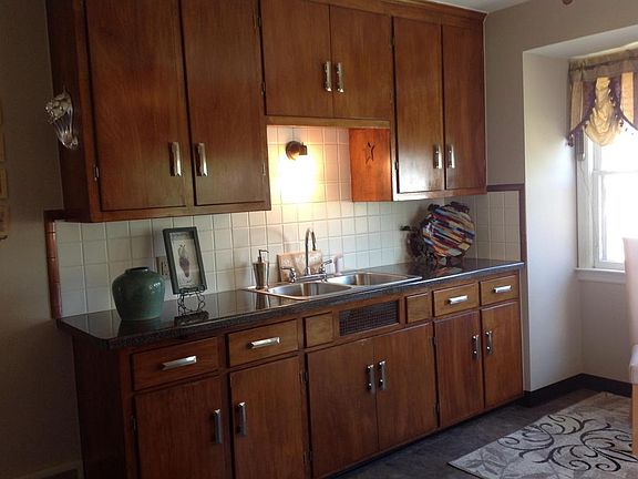 2nd image of 6620 W Lincoln Ave