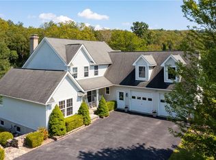 16 Cunningham Dr, Lagrangeville, NY 12540