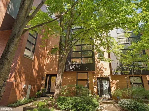 2008 W Willow St APT F, Chicago, IL 60647