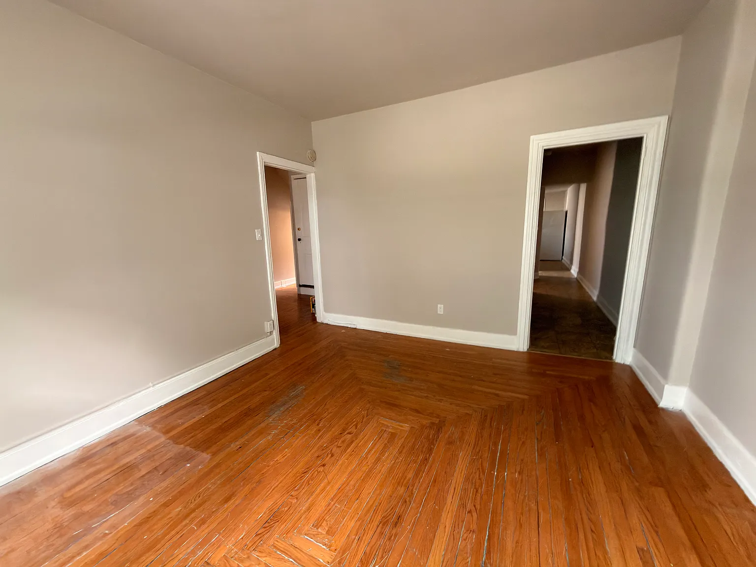 3 bed, 1000 sqft, $1,750 — Photo 4