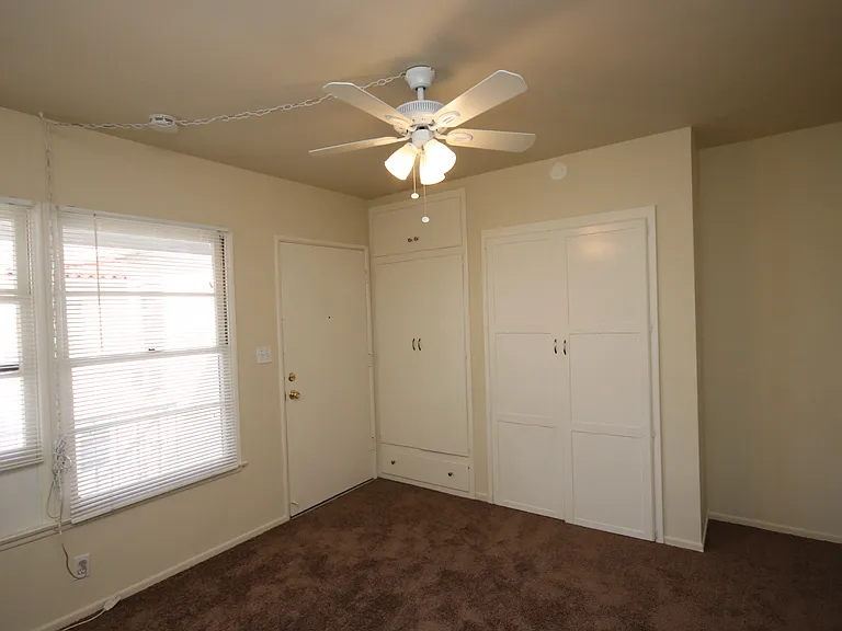 30 N 1st St #8 — Photo 7