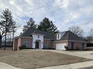 107 Grand Oak Blvd, Clinton, MS 39056