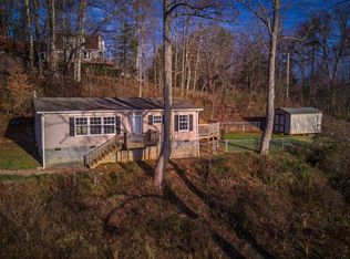 166 Moore Ln, Powell, TN 37849