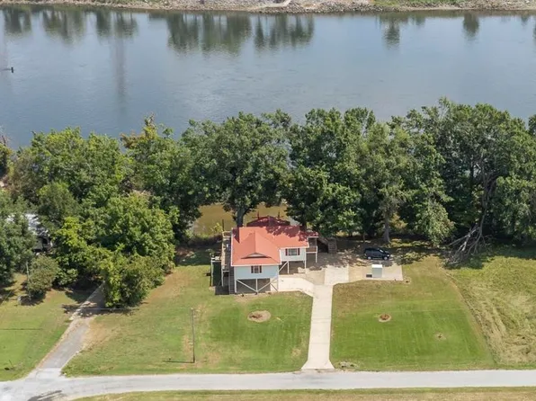 649 Narrows Ln, Counce, TN 38326
