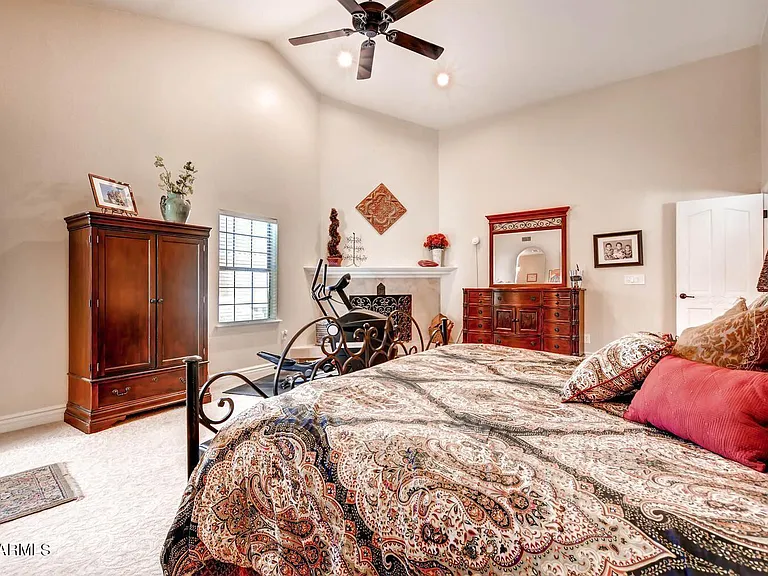 3437 E Equestrian Trl — Photo 12