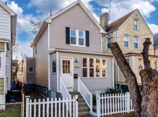 568 Beach St, Orange, NJ 07050
