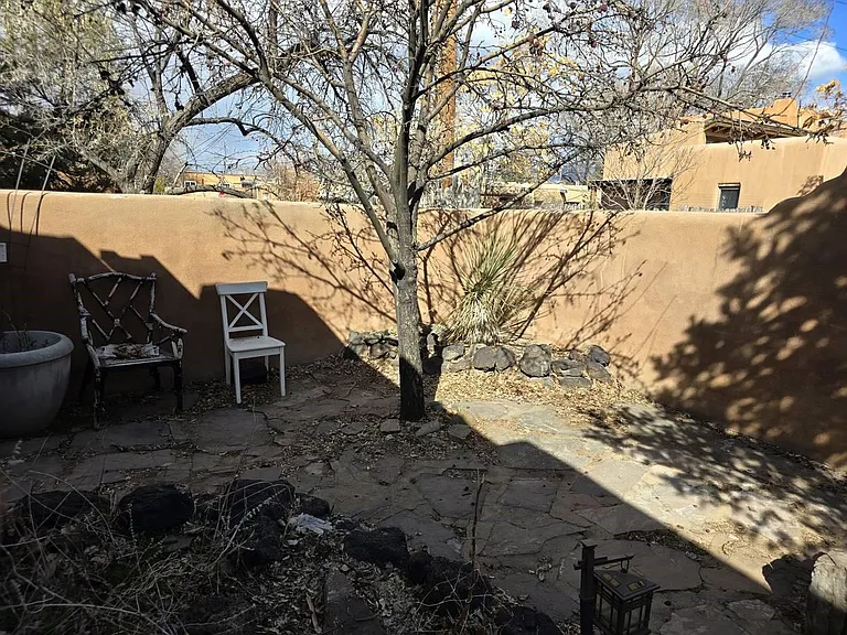 246 Casados St — Photo 9