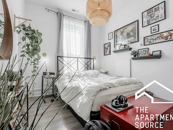 2nd image of 2020 S Throop St #4W