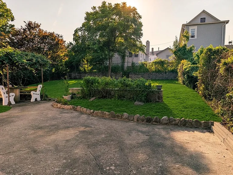 28 Hillside Ave — Photo 26