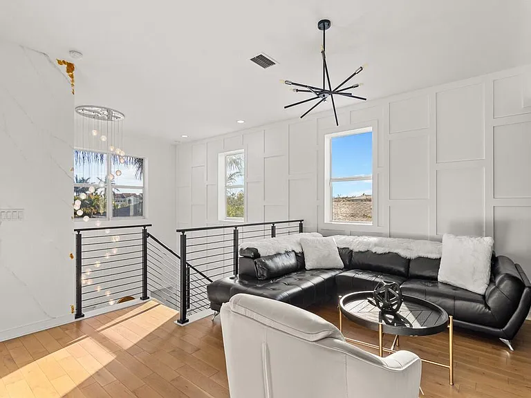 11828 SW Lyra Dr — Photo 24