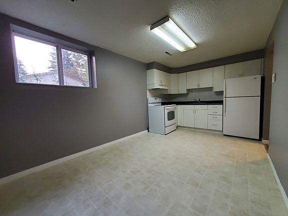 4th image of 9506 128th Ave NW