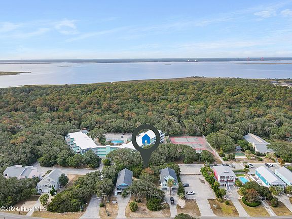 4th image of 1350 Fort Fisher Boulevard S