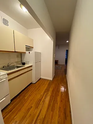 Rented by CitySites Real Estate Group | media 6