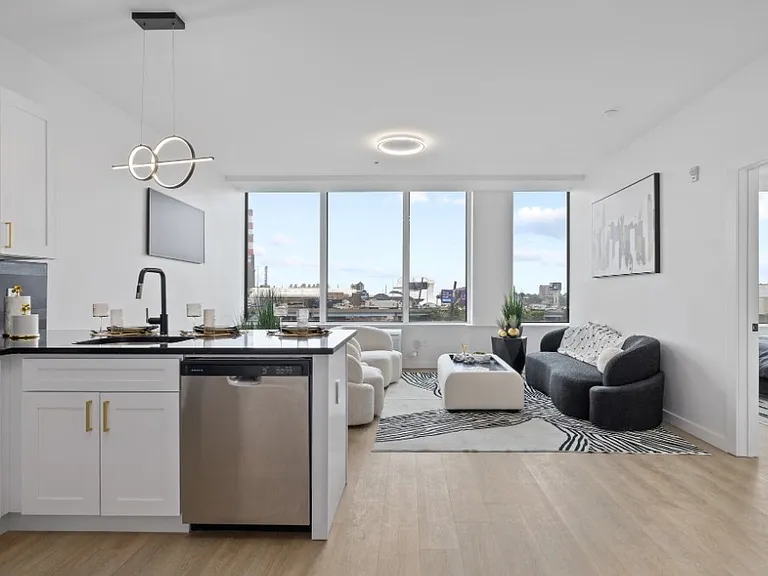 Soundview Apartments — Photo 19