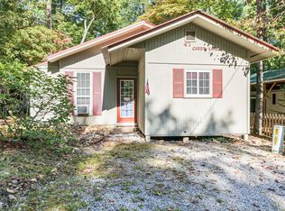 47 Candy Land Dr, Cleveland, GA 30528