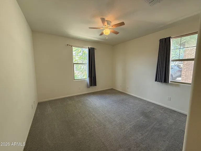 263 E Lantana Dr — Photo 6