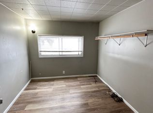 214 3rd St N, Huntley, MT 59037