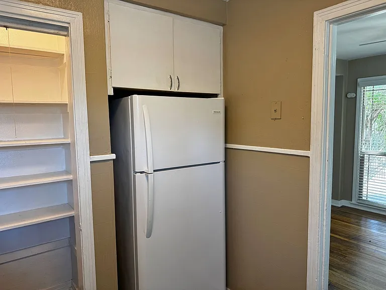 1801 Rose St — Photo 10