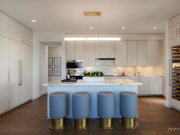 4th image of 706 Mission St #28A