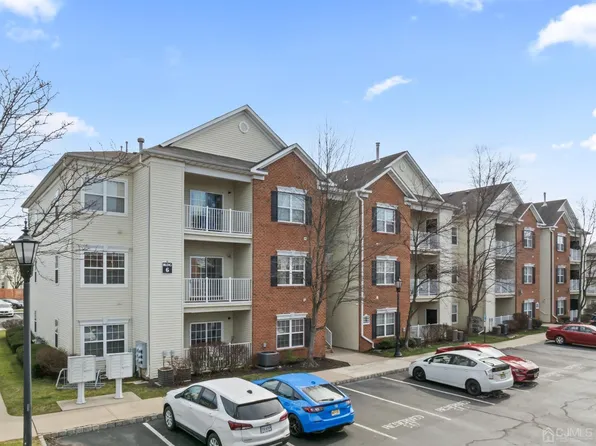 628 English Ct, South Plainfield, NJ 07080