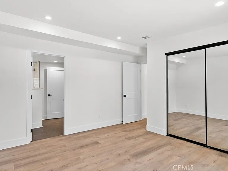 2057 E Villa St — Photo 15
