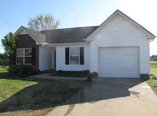 1205 Red Oak Ct, Murfreesboro, TN 37130