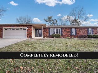 53 Fairlane Dr, Glen Carbon, IL