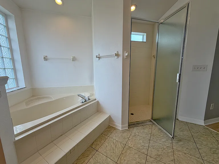 32 Forest Grove Dr — Photo 24