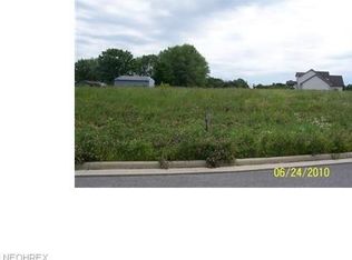 100 Juniper Dr, Columbiana, OH