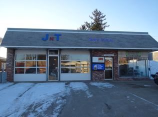 302 S Main St, Viroqua, WI 54665