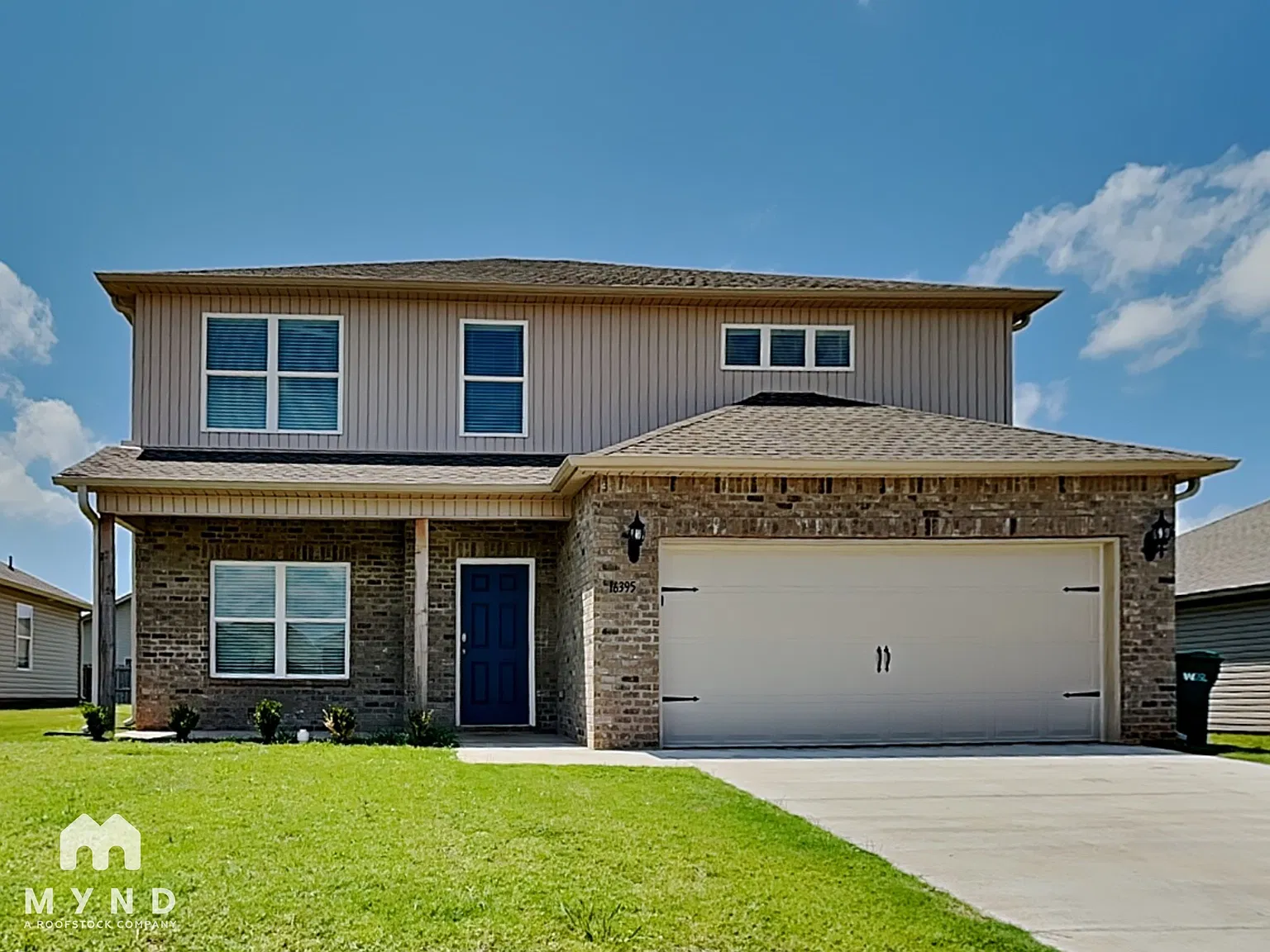 4 bed, 3.0 bath, 2347 sqft, $1,995 — Photo 1