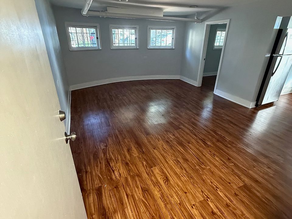 Entrance/Living Room