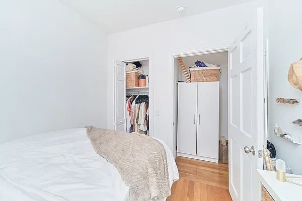 Rented by Living New York | media 6