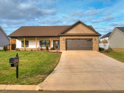 2049 Presley Xing, Jonesborough, TN, 37659