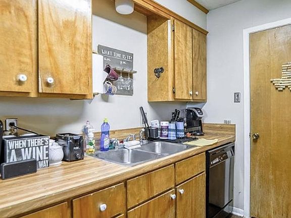 5th image of 619 San Benito Ct #619