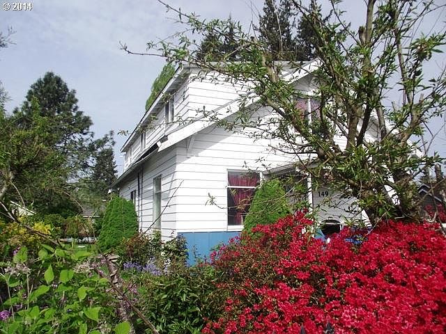 1st image of 149 NW Connell Ave